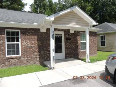 Main picture of 130 Miracle Dr