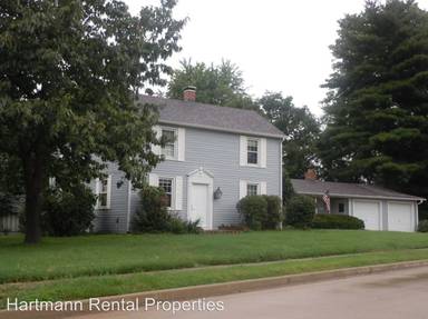 Main picture of 7236 W Main St