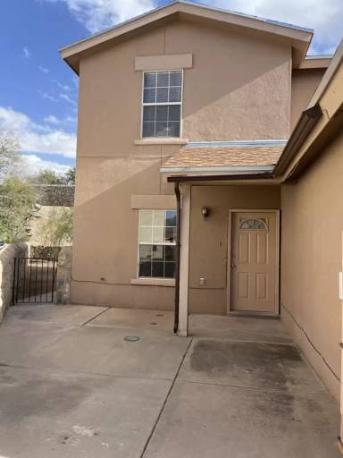 Main picture of 2138 King James Pl