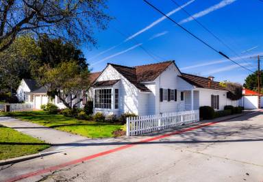 Main picture of 811 2nd St