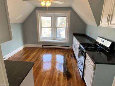 Main picture of 2207 Dorchester Ave