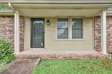 Main picture of 2157 Watertown Pl