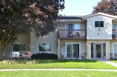 Main picture of 271 281 Depot St