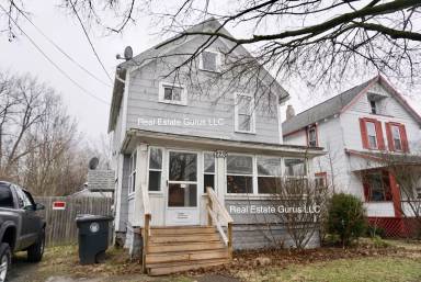 Main picture of 2230 26th St SW