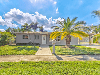 Main picture of 7839 NW 171st St
