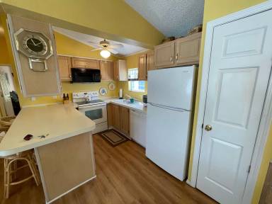 Main picture of 10821 Ani Cir