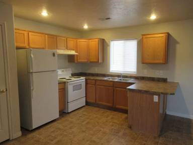 Main picture of 532 W 1950 N