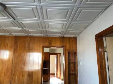 Main picture of 6900 McCook Ave