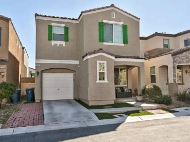 Main picture of 7695 Crystal Village Ln