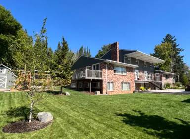 Main picture of 2755 NE Hogan Dr