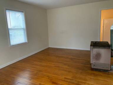 Main picture of 300 Lucerne St
