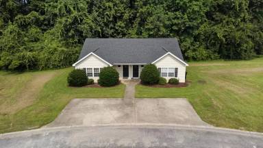 Main picture of 1582 Hollow Dr