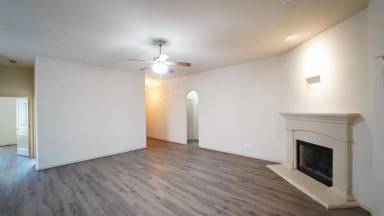 Main picture of 2212 Caroline Dr