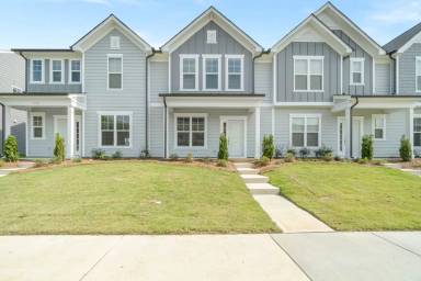 Main picture of 21112 Annabelle Pl