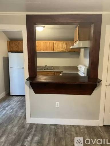 Main picture of 5575 W Ridge Rd