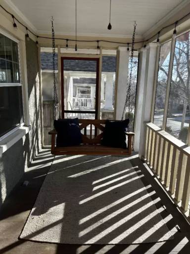 Main picture of 4733 Terrace St
