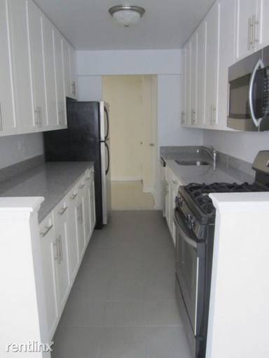 Main picture of 2815 Coyle St
