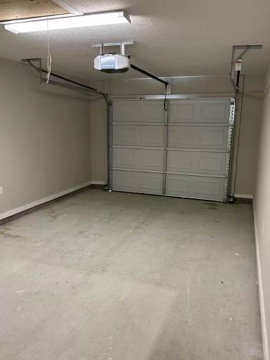 Main picture of 613 40th St E