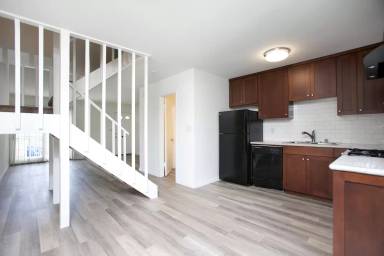 Main picture of 5152 Dawes St