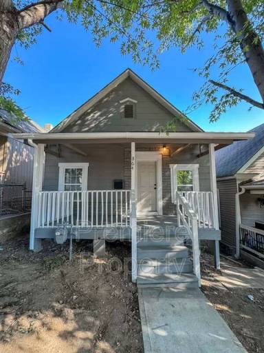 Main picture of 864 Orville Ave