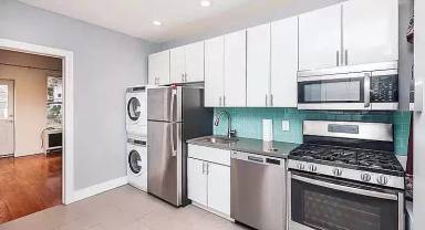 Main picture of 1831 Cornelia St