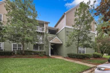 Main picture of Villas of Timberlin Parc Condominiums