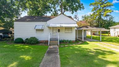 Main picture of 759 Avenue D