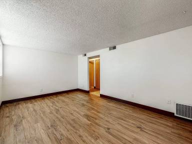 Main picture of 509 Welch Ave