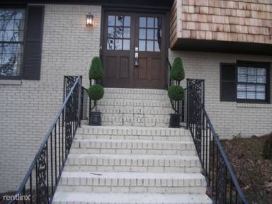 Main picture of 3724 Forest Run Rd