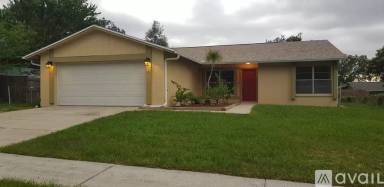 Main picture of 725 Breezy Dr