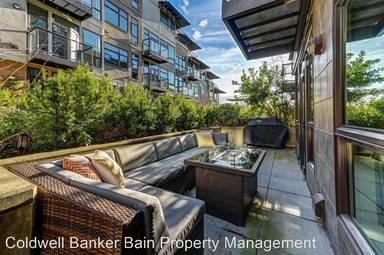 Main picture of Regata Condominiums