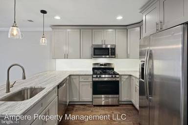 Main picture of 1208 N 24th St