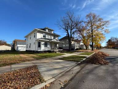 Main picture of 623 S 5th Ave