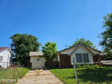 Main picture of 1349 SW 63rd St