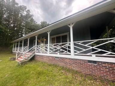 Main picture of 706 Pine St