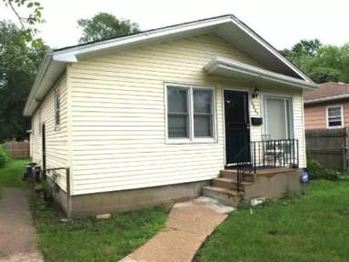 Main picture of 14805 Lincoln Ave