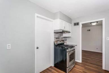 Main picture of 6009 E Gilbert St
