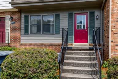 Main picture of 1126 Mountain View Dr