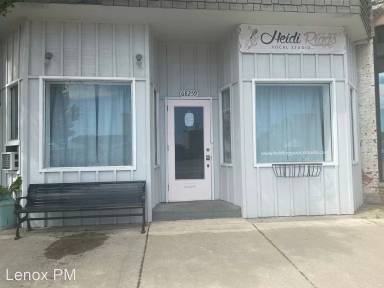 Main picture of 68251 S Main St