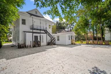 Main picture of 8 S Reed Ave