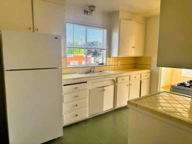 Main picture of 3105 High St