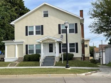 Main picture of Glick 312 West Louis Highway - West Side Unit