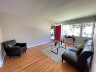 Main picture of 4648 Adenmoor Ave