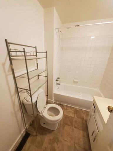Main picture of 1320 Maple St