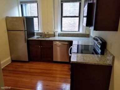 Main picture of 1463 Beacon St