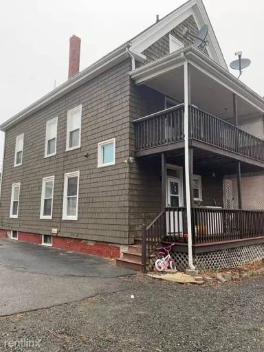 Main picture of 9 Cushing St