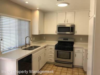 Main picture of 8571 Edgebrook Dr