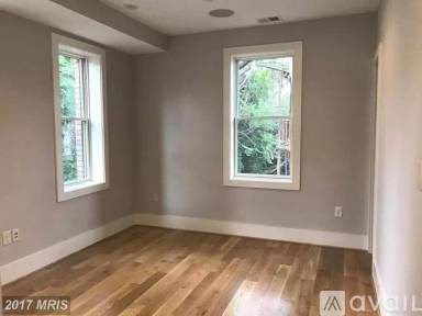 Main picture of 2825 Sherman Ave NW