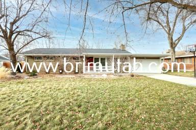Main picture of 1771 E Southmoor Dr