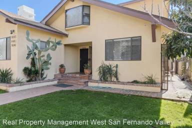 Main picture of 5842 1/2 Virginia Ave